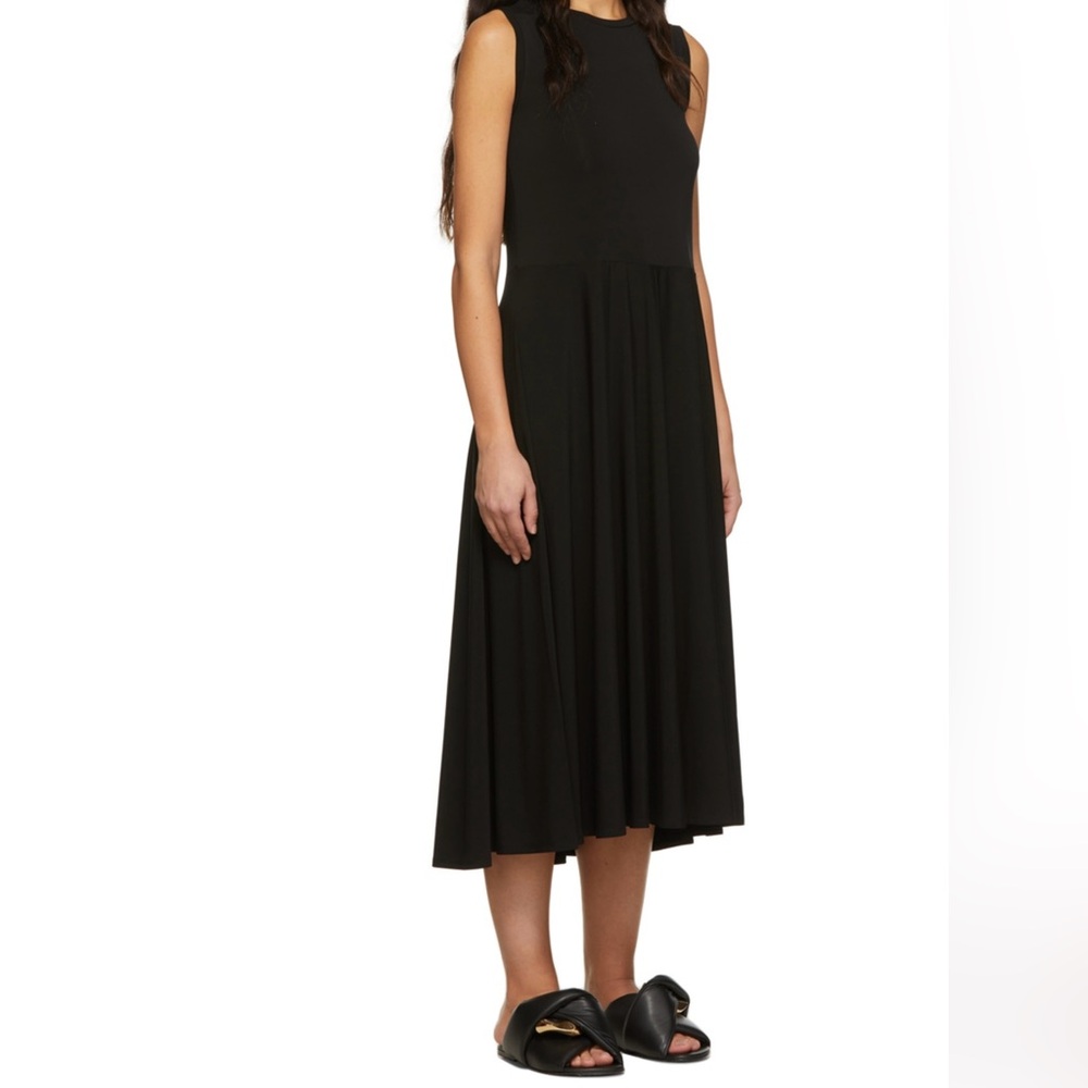 Max Mara Leisure